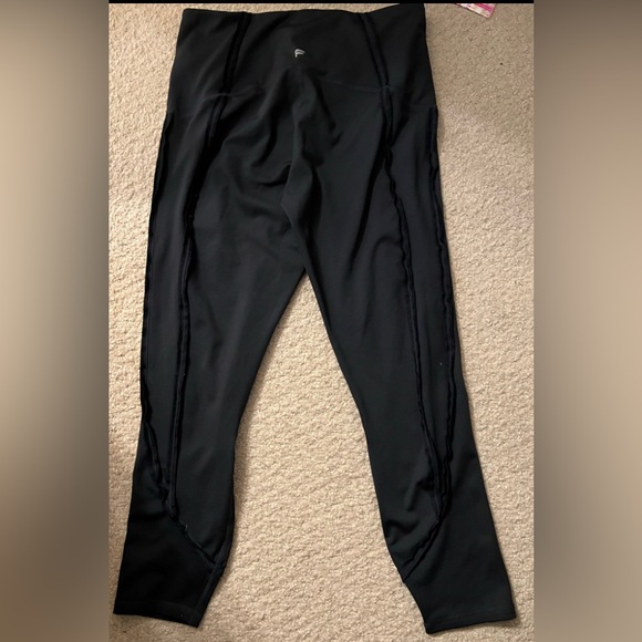 Fabletics outside seam leggings - Picture 5 of 5
